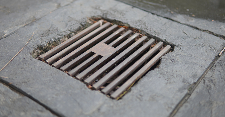 Mantenimiento de limpieza de desagües en Zaragoza